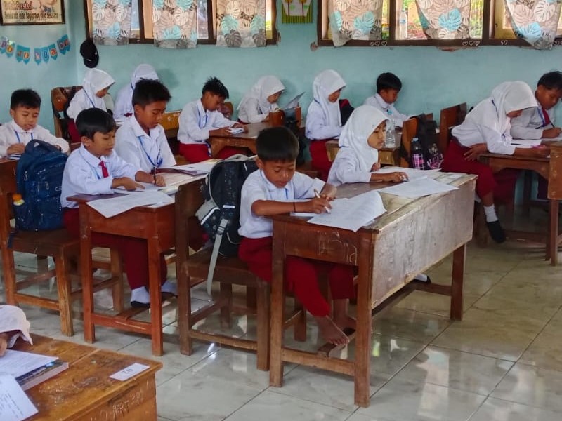 PENGADAAN PENILAIAN SUMATIF AKHIR (SAS) DI SD NEGERI 1 GUNUNG PUTRI BERJALAN LANCAR DAN TERTIB